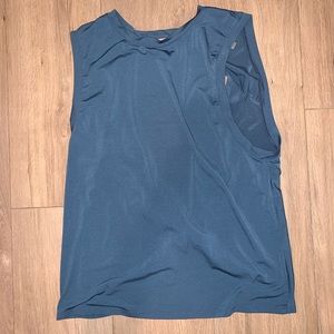 Athletic tank top